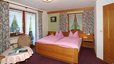 Schlafzimmer Ferienwohnung Kehlstein